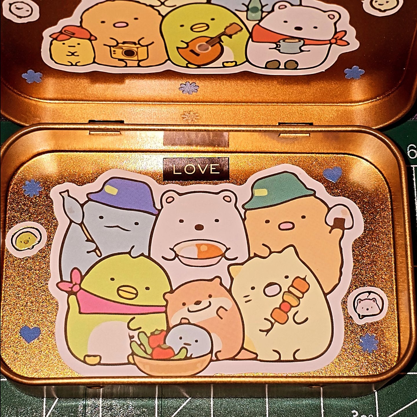 Hanging With My Sumikko Friends - Tin Wallet