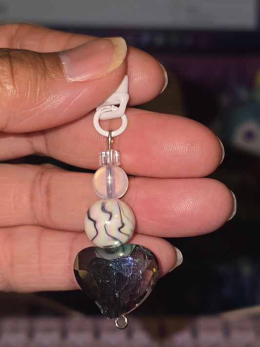 Holo Hearts Dazzling Dust Plug