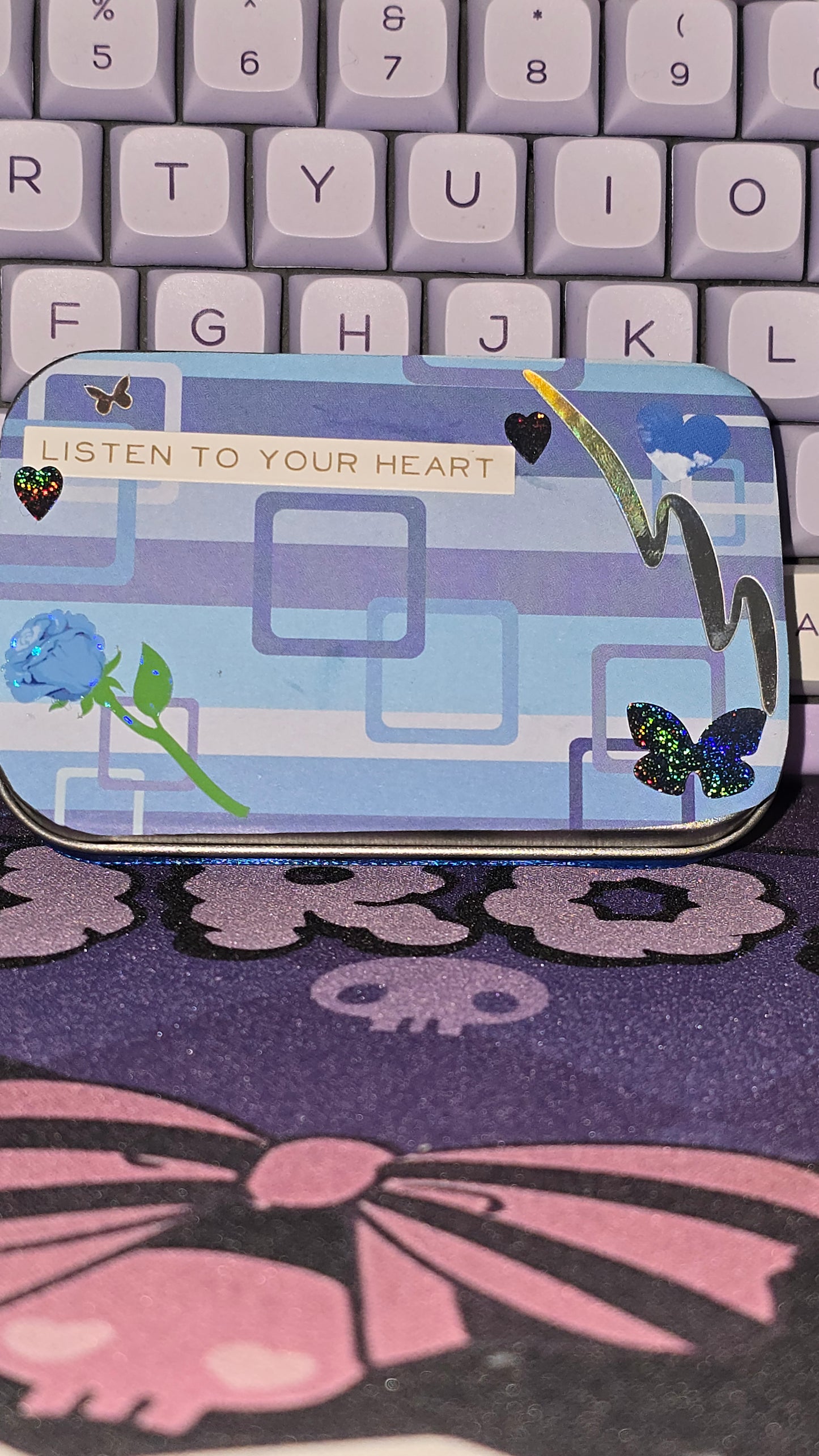 Listen To Your Heart - Tin Wallet