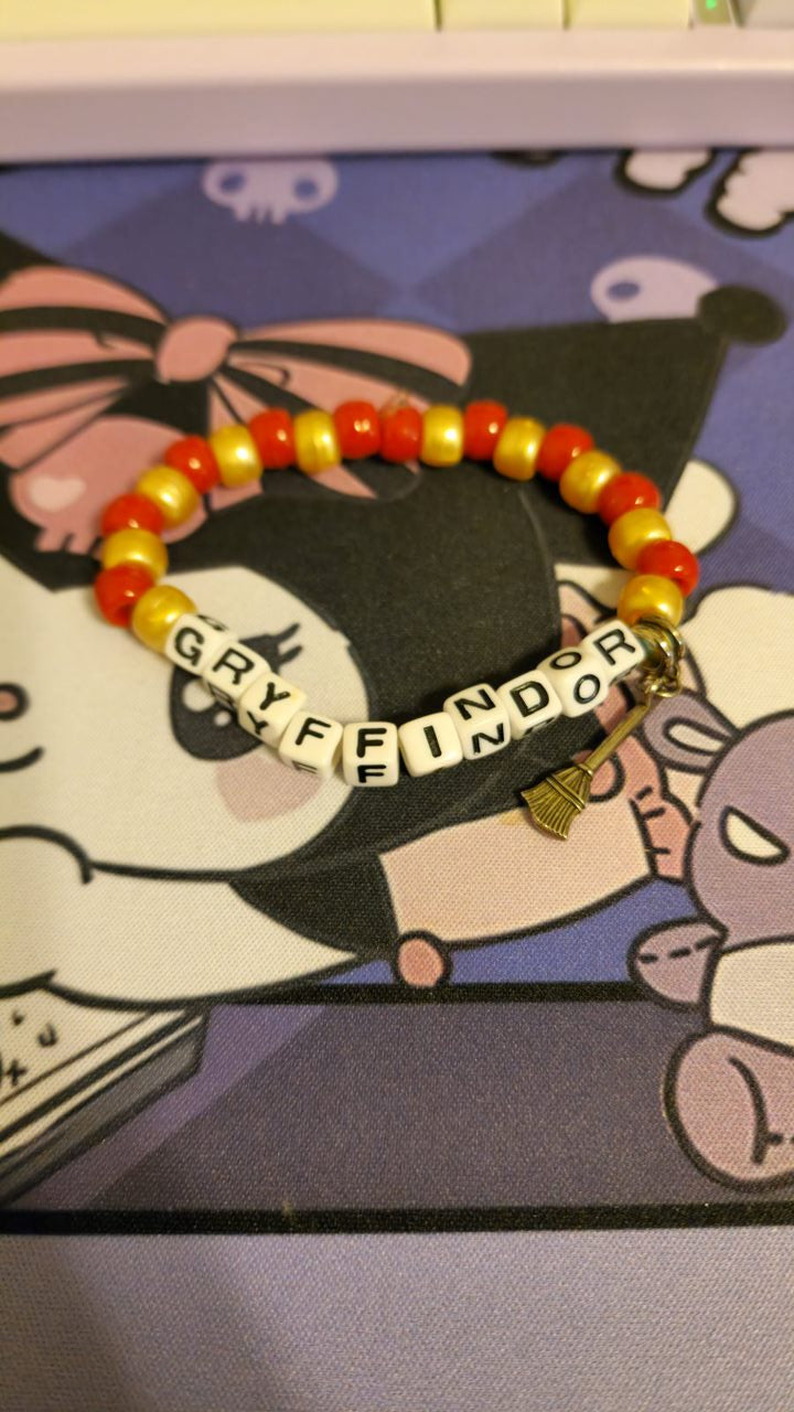 Gryffindor Stretchy Charm Bracelet