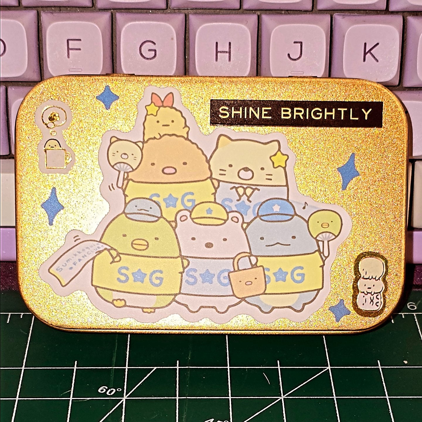 Hanging With My Sumikko Friends - Tin Wallet