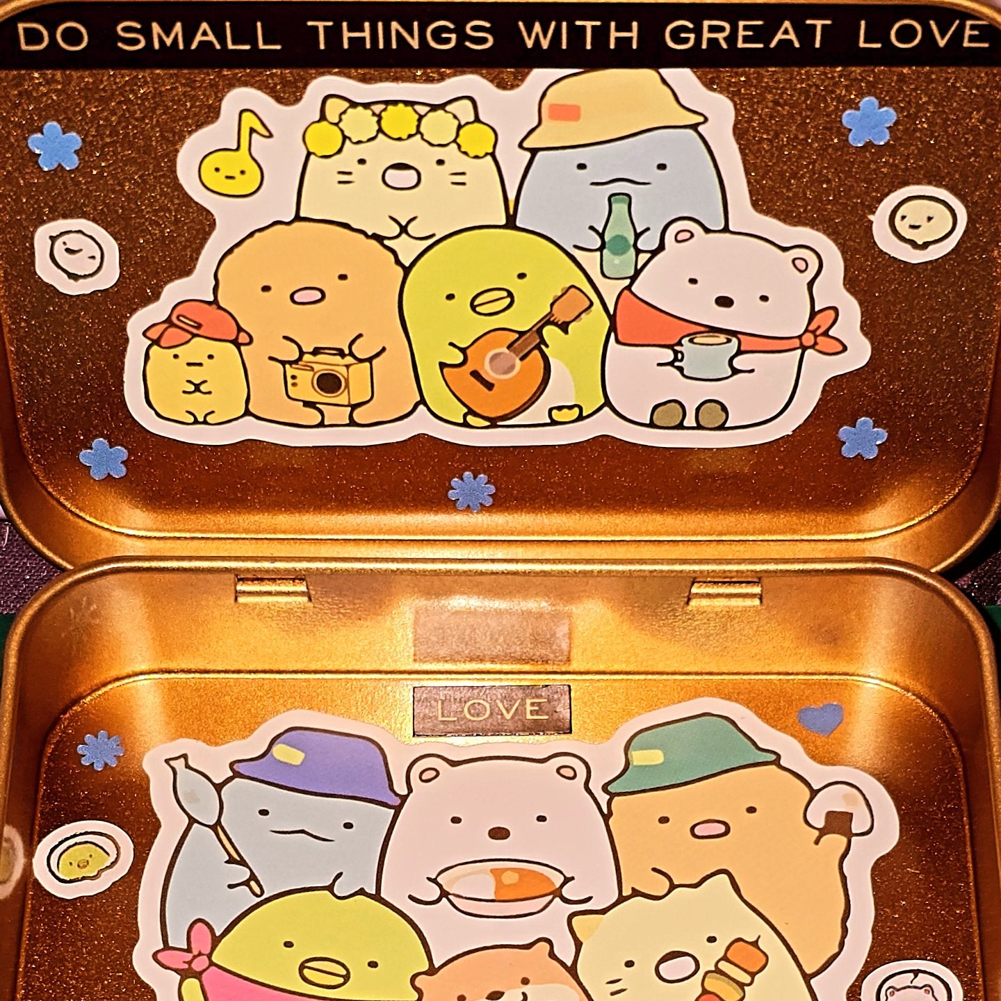 Hanging With My Sumikko Friends - Tin Wallet